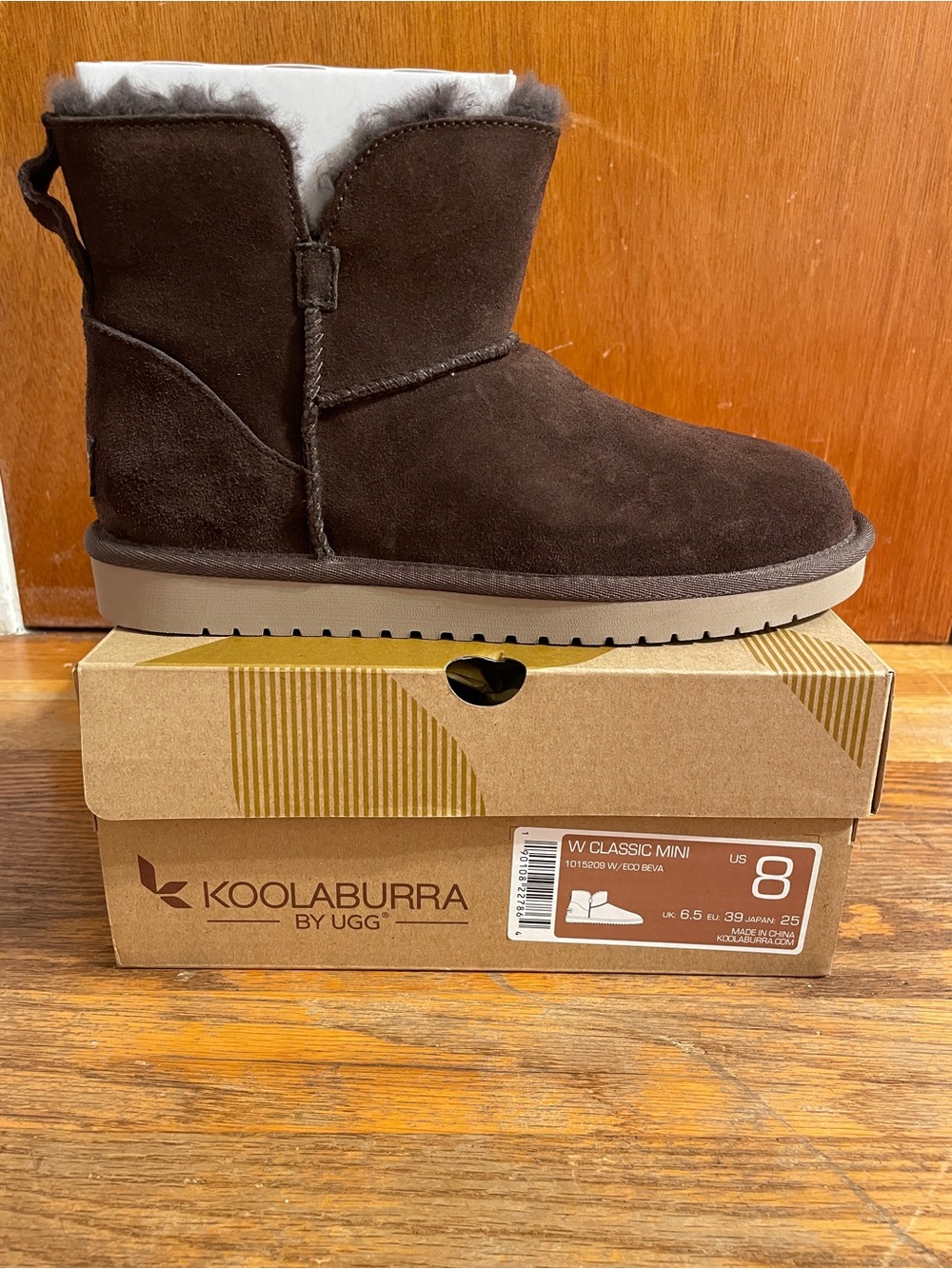 Koolaburra by UGG Classic Mini Shearling Boot Chocolate Brown NIB W8 EU39